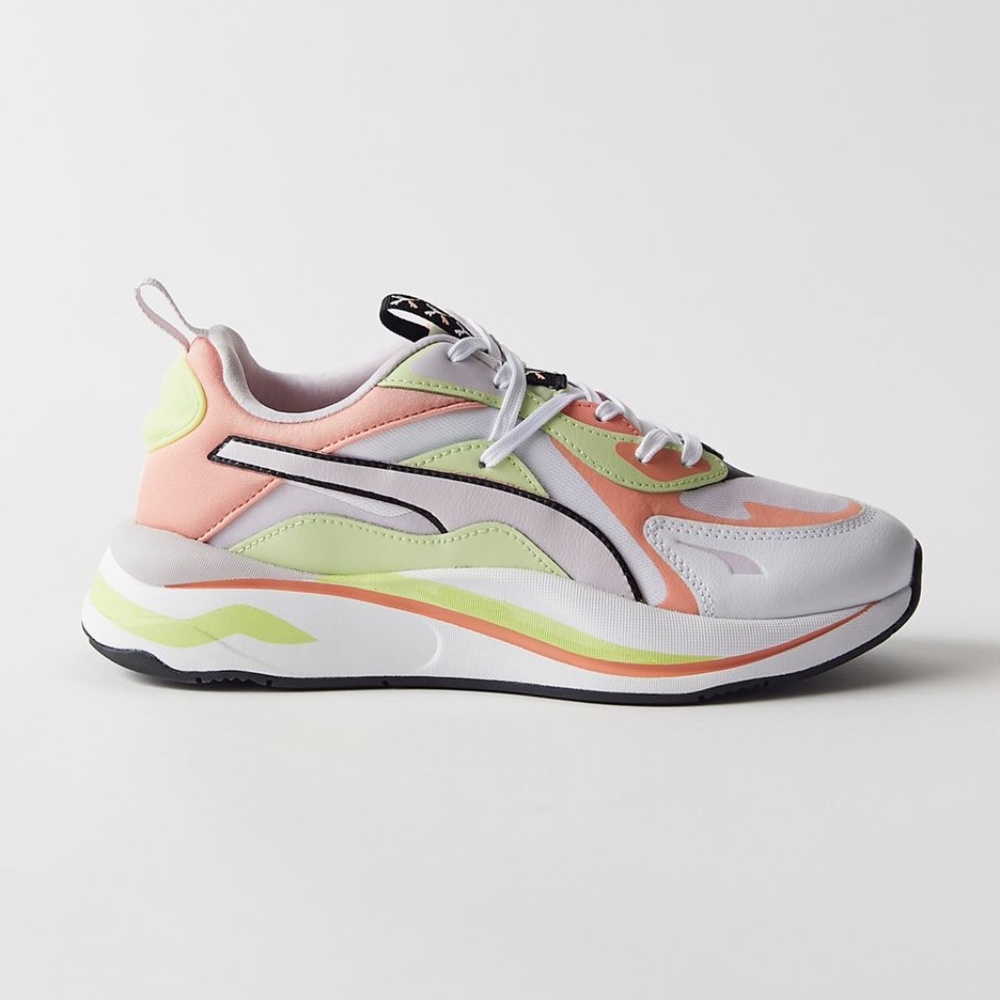 NEW Puma RS-Curve Mismatch Shoes in Fog Peach sz 6